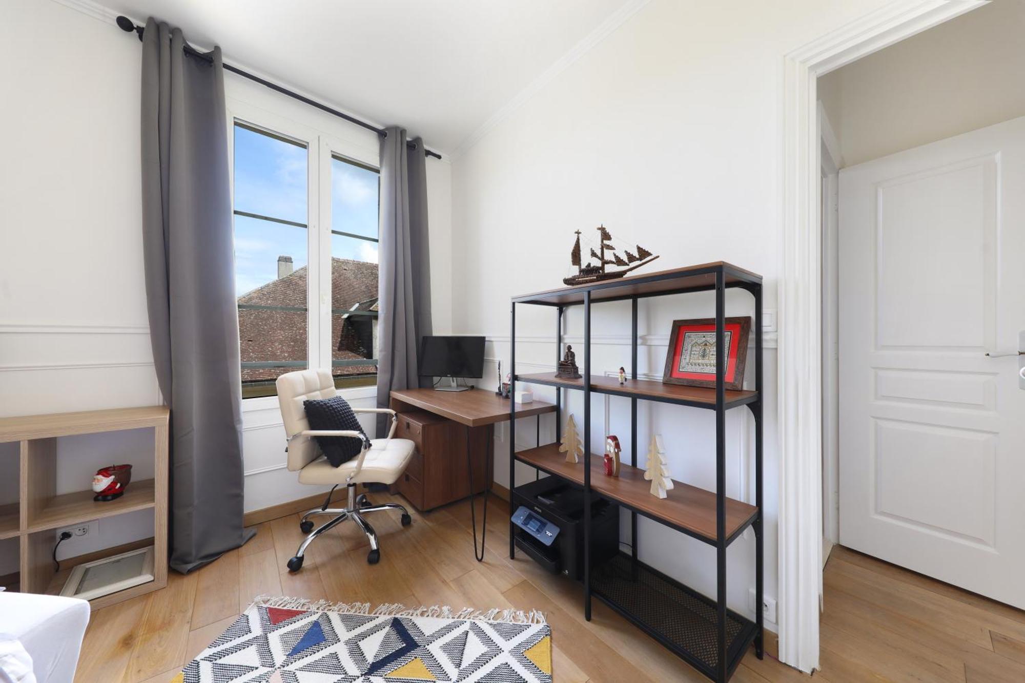 Charmant Appartement Dans Le Centre Ville, A 2 Minutes Du Palais Compiègne Kültér fotó